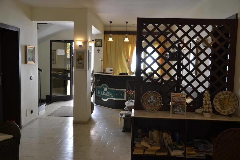 Hotel Marabel SantʼAlessio Siculo Екстериор снимка